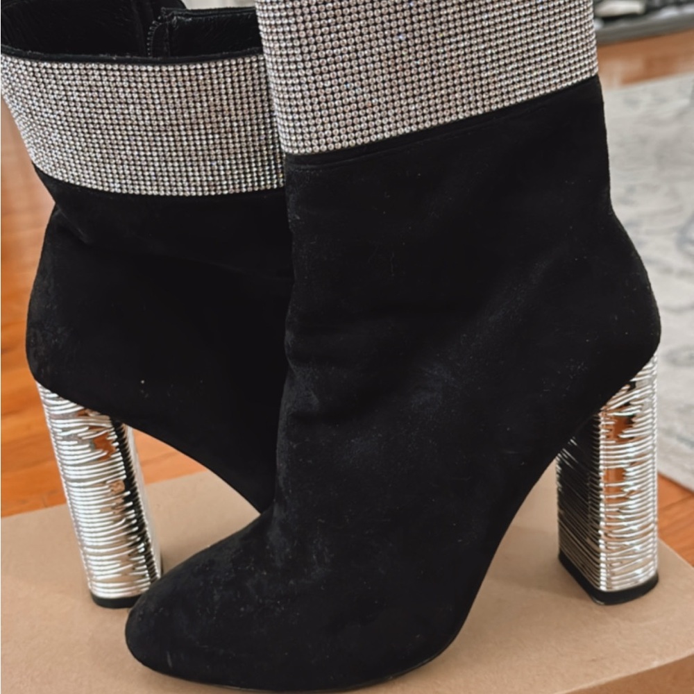 Cute Seven Dials Black Suede Boots